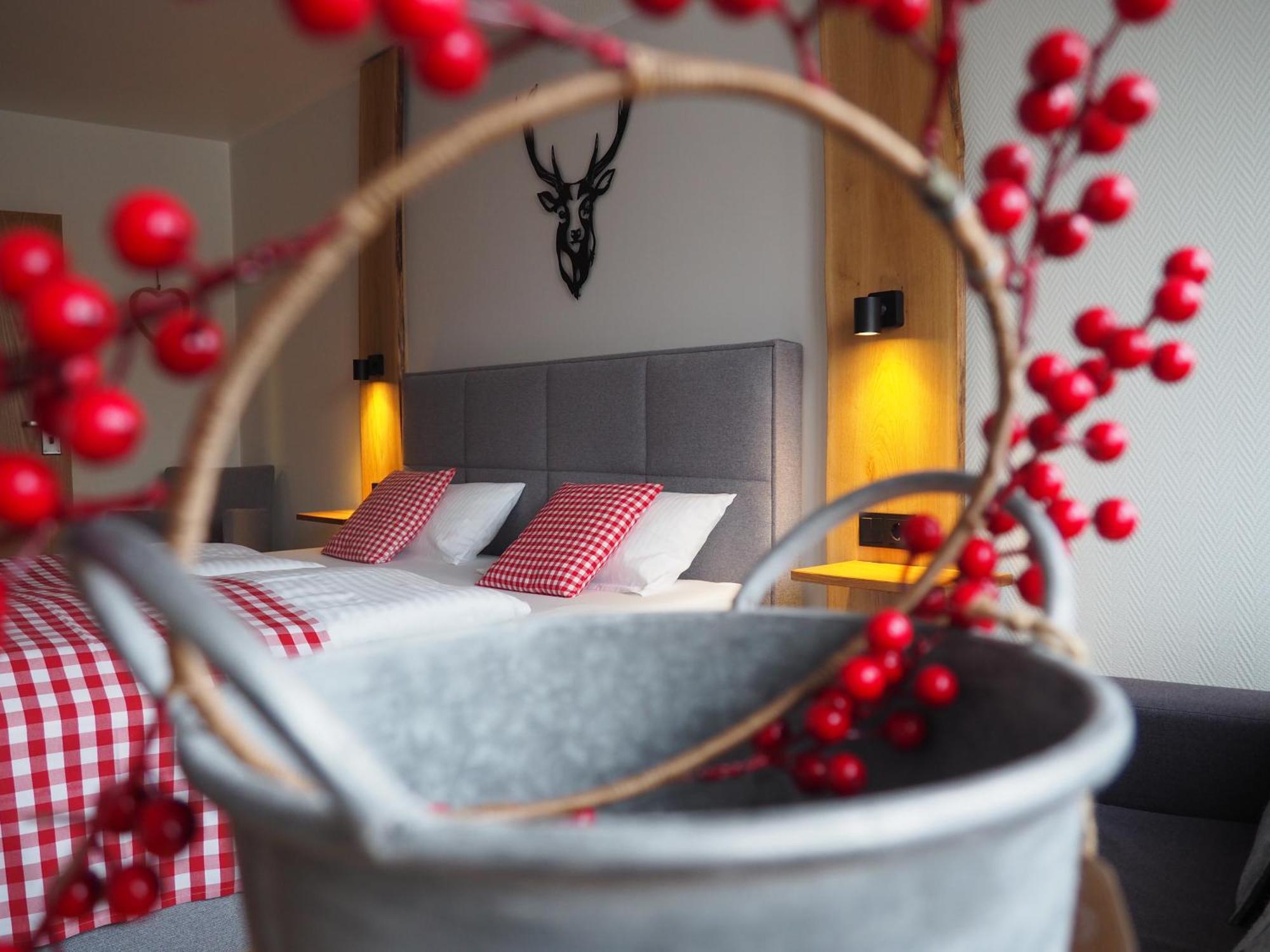 Hotel Neumaier ซานเทน ภายนอก รูปภาพ